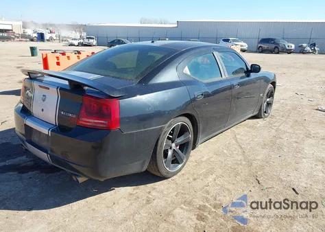 2006 Dodge Charger Srt8 z USA, uszkodzony, nr VIN 2B3KA73W66H276638